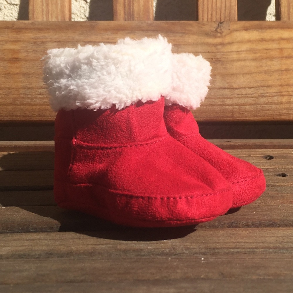 Gymboree Newborn Soft Sole Faux Fur Boots